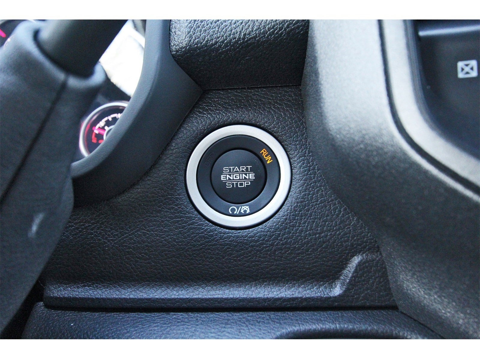 2026 RAM 2500 Tradesman 4x4 Crew Cab 6'4" Box