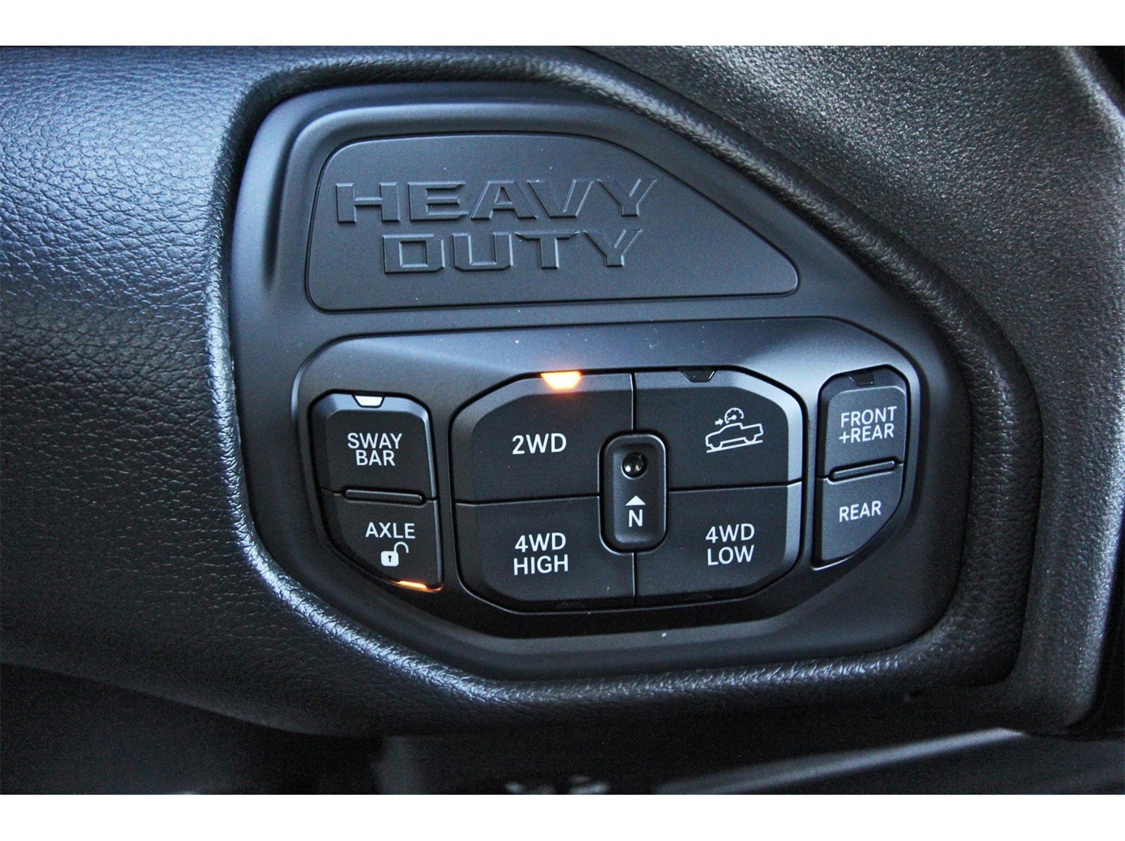 2026 RAM 2500 Tradesman 4x4 Crew Cab 6'4" Box