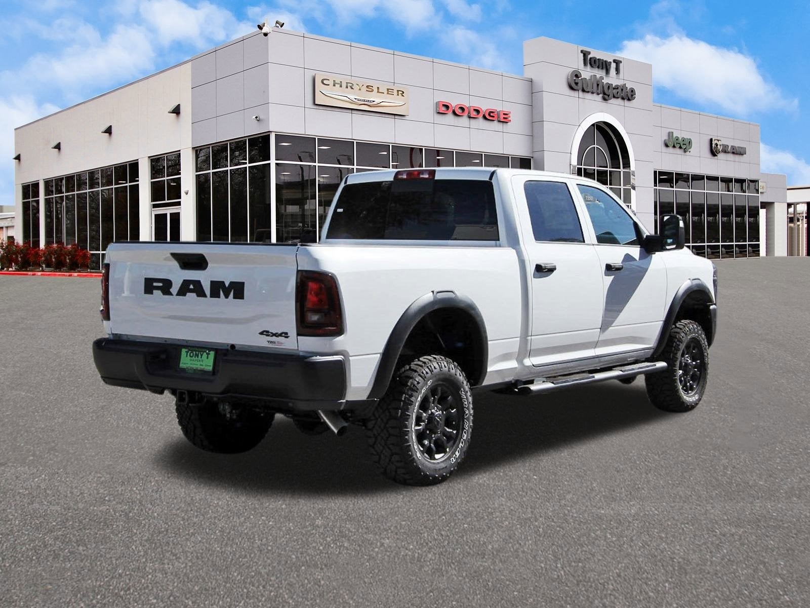 2026 RAM 2500 Tradesman 4x4 Crew Cab 6'4" Box