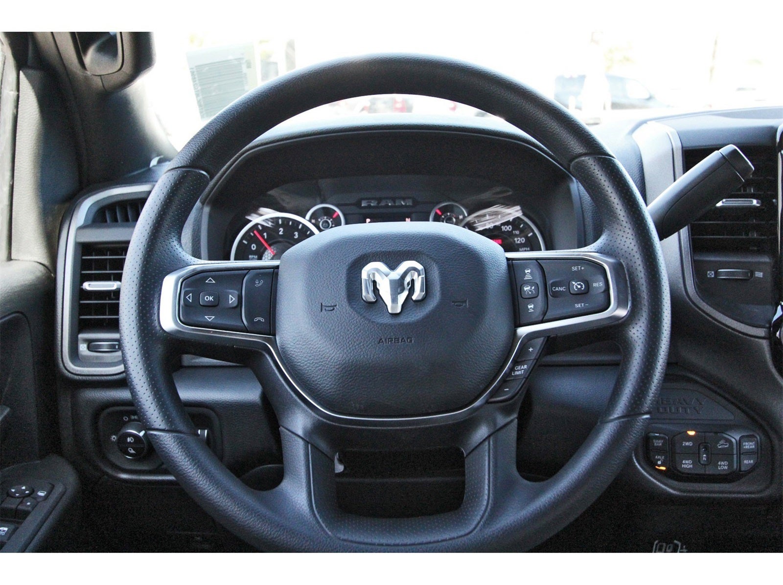 2026 RAM 2500 Tradesman 4x4 Crew Cab 6'4" Box