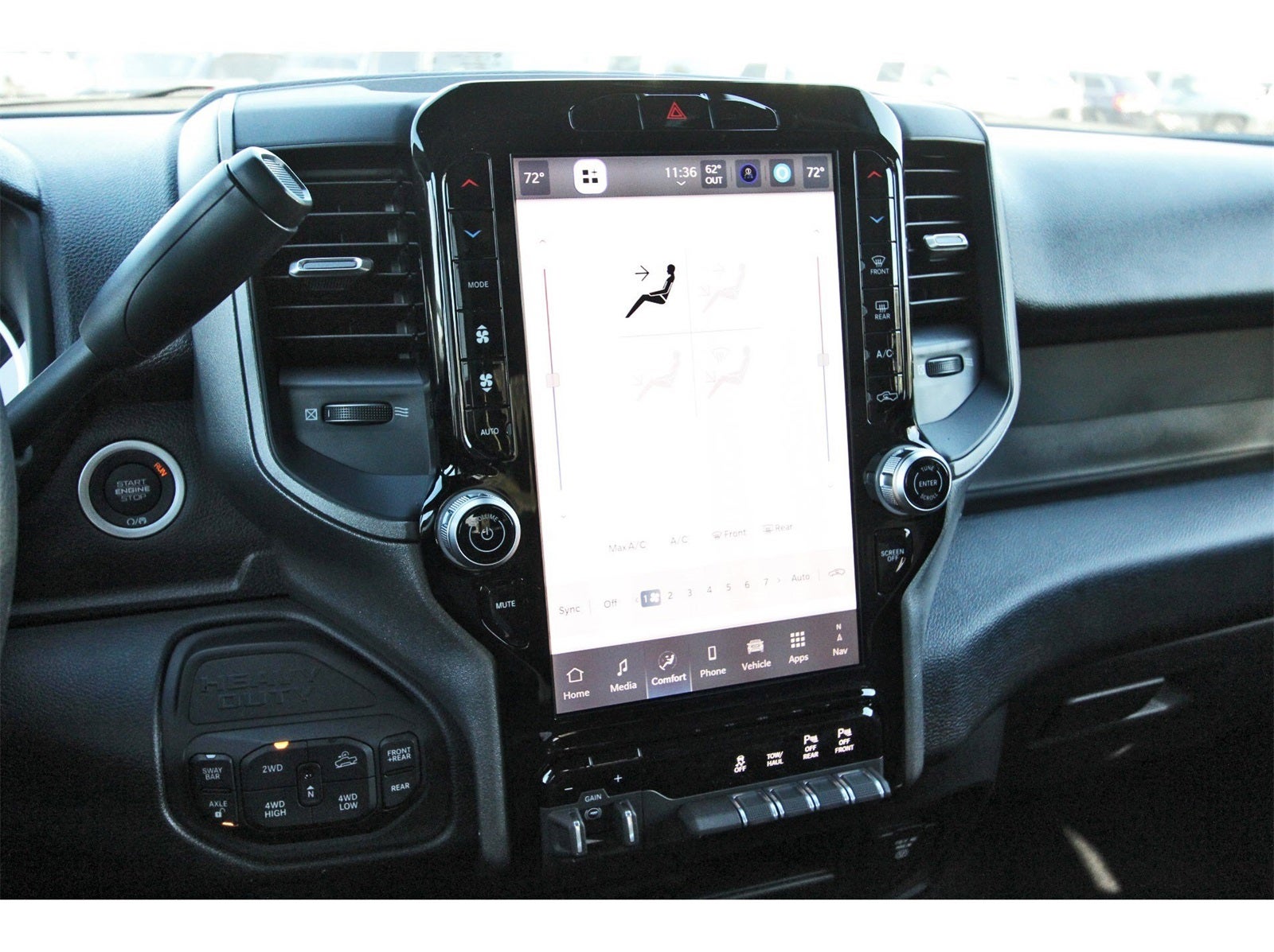 2026 RAM 2500 Tradesman 4x4 Crew Cab 6'4" Box