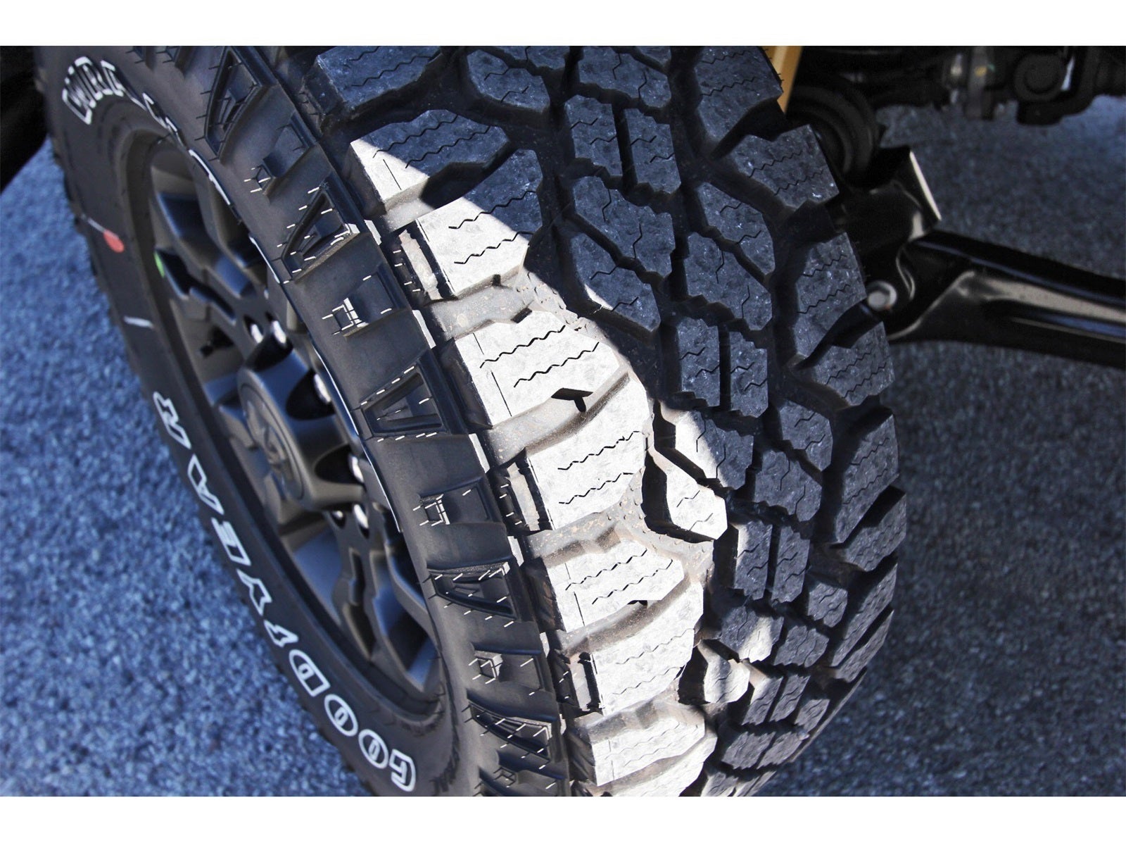 2026 RAM 2500 Tradesman 4x4 Crew Cab 6'4" Box