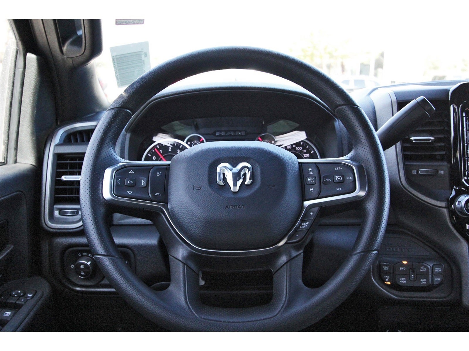 2026 RAM 2500 Tradesman 4x4 Crew Cab 6'4" Box