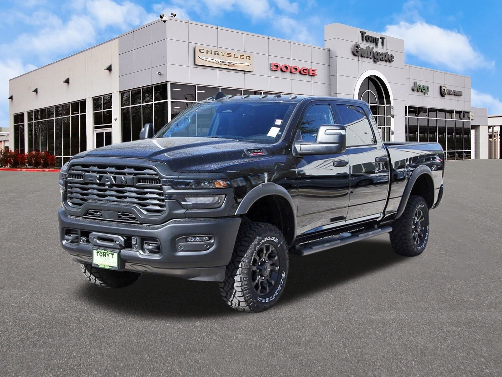 2026 RAM 2500 Tradesman 4x4 Crew Cab 6'4" Box