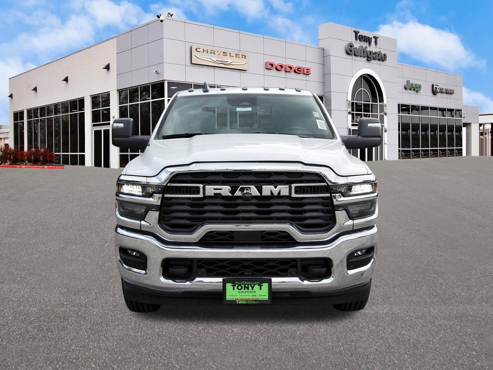 2026 RAM 2500 Tradesman 4x2 Crew Cab 8' Box