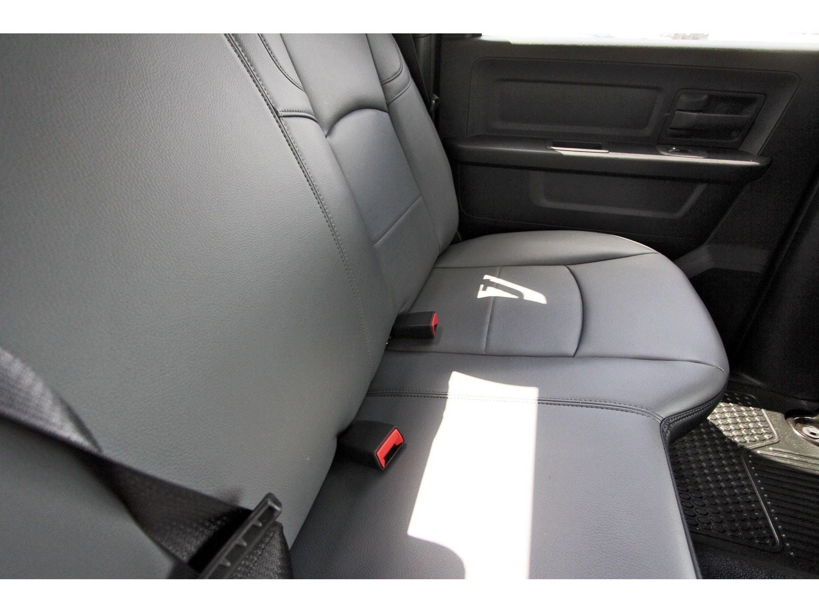 2026 RAM 2500 Tradesman 4x4 Crew Cab 6'4" Box