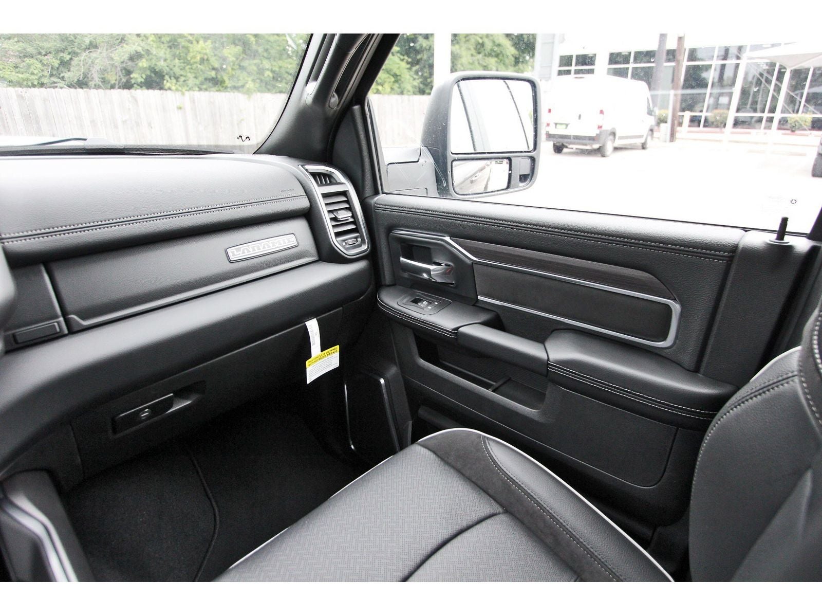 2026 RAM 2500 Laramie 4x4 Crew Cab 6'4" Box