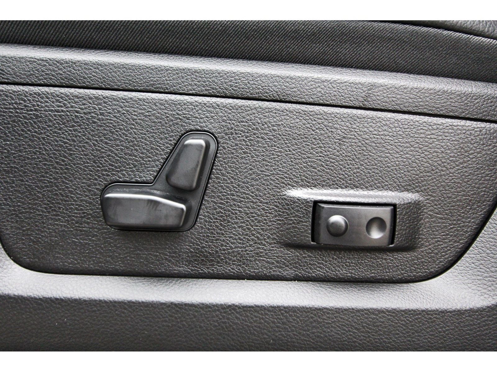 2026 RAM 2500 Laramie 4x4 Crew Cab 6'4" Box