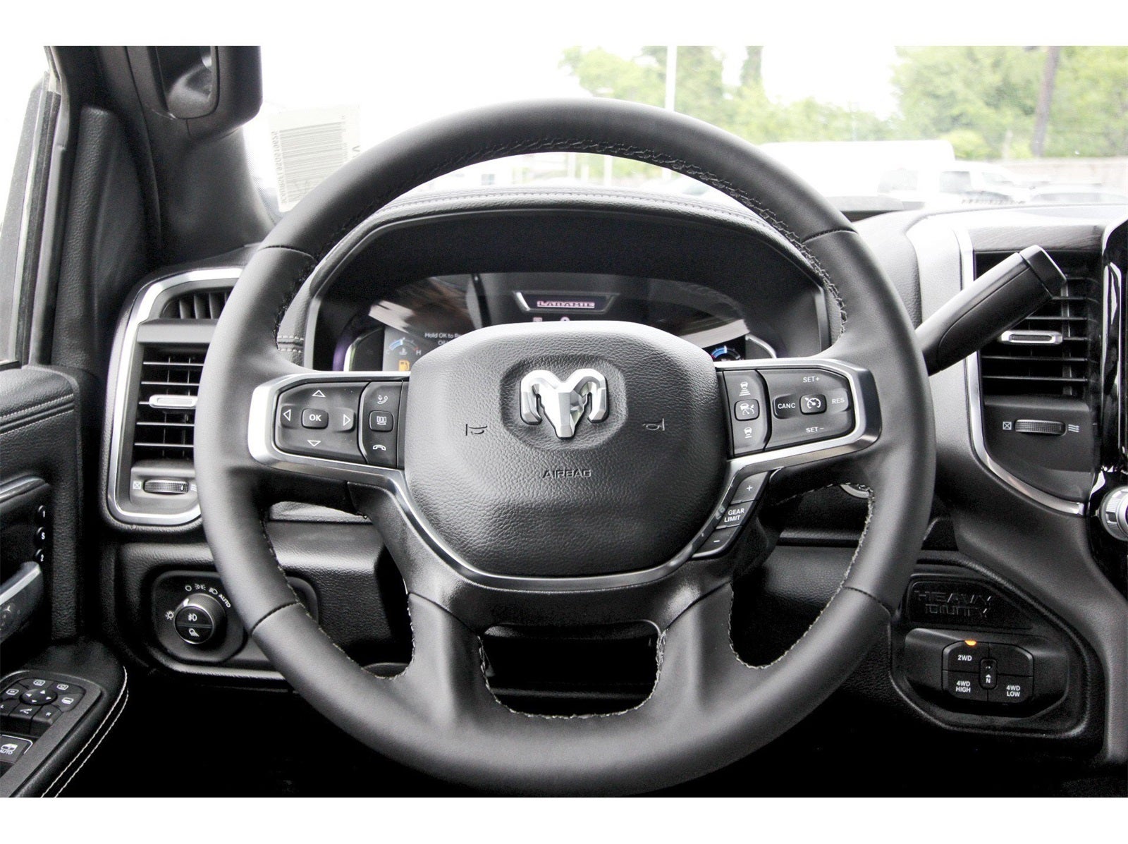 2025 RAM 2500 Laramie 4x4 Crew Cab 6'4" Box