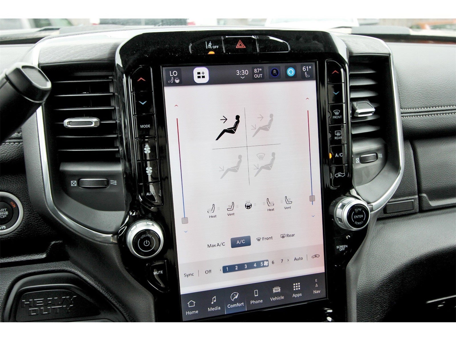 2025 RAM 2500 Laramie 4x4 Crew Cab 6'4" Box