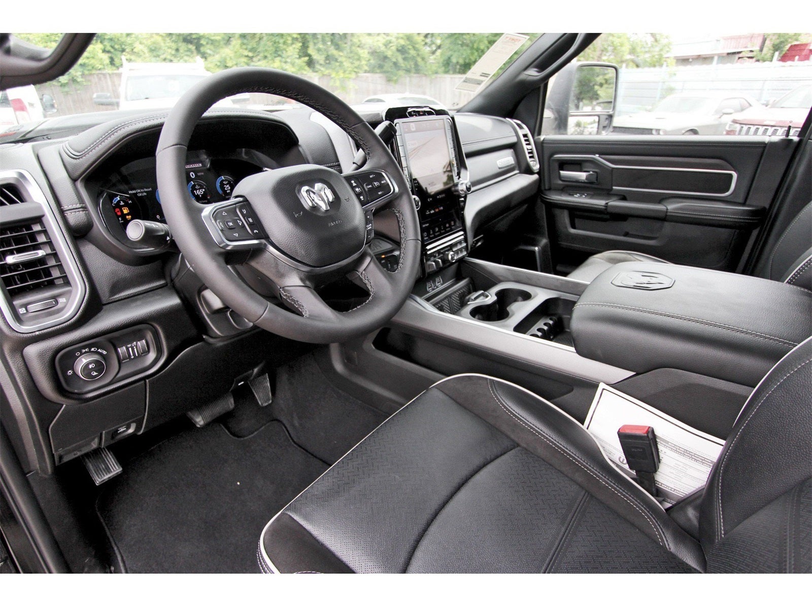 2025 RAM 2500 Laramie 4x4 Crew Cab 6'4" Box