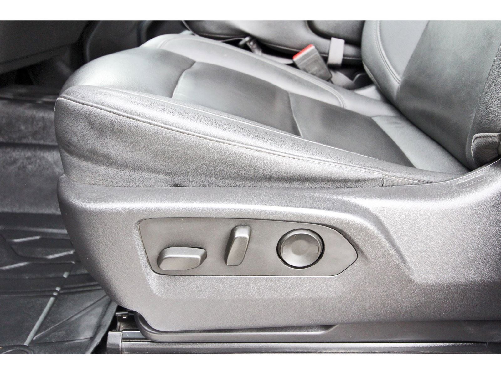 2023 Chevrolet Silverado 1500 LT Texas Edition