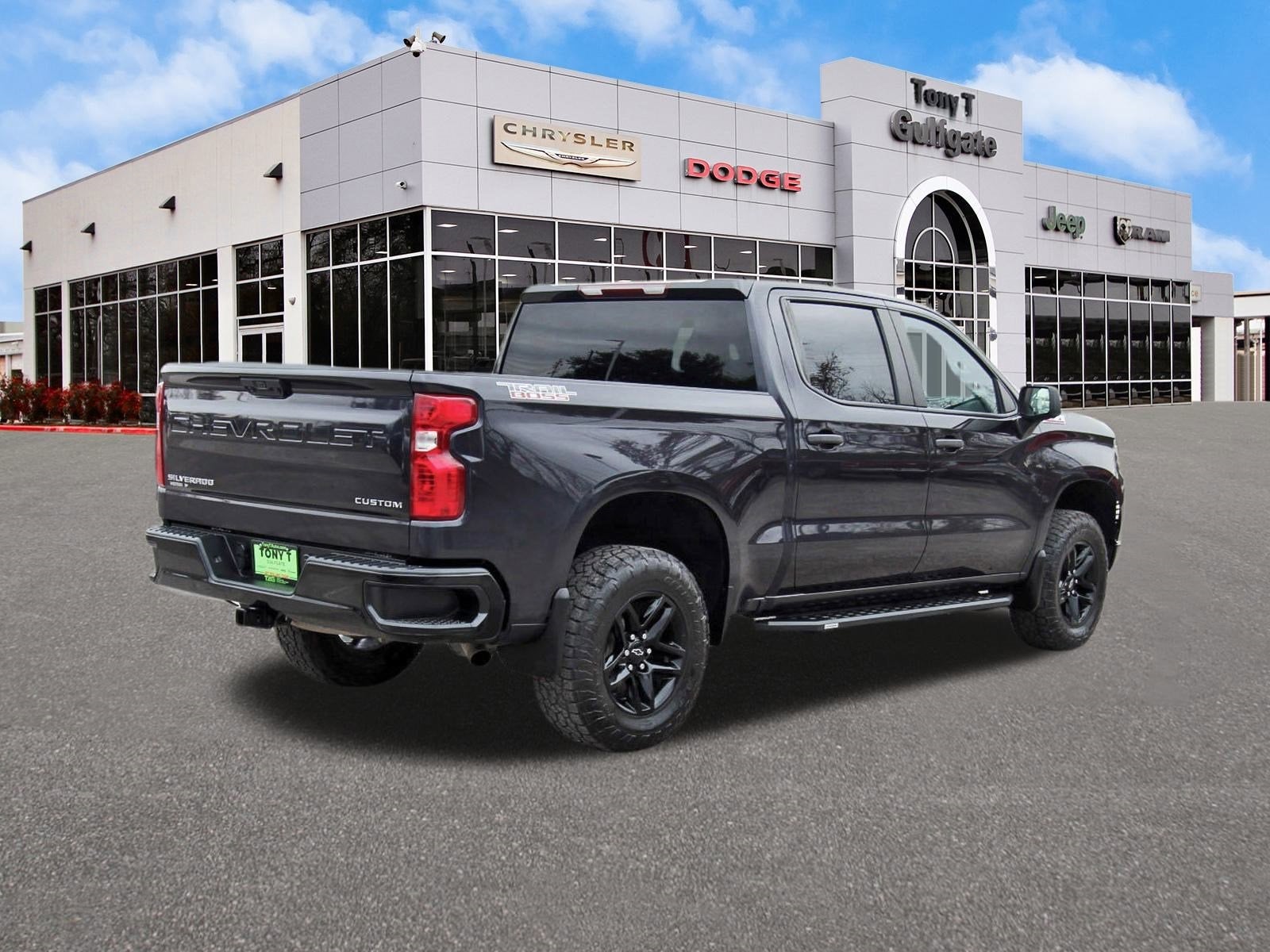 2023 Chevrolet Silverado 1500 Custom Trail Boss