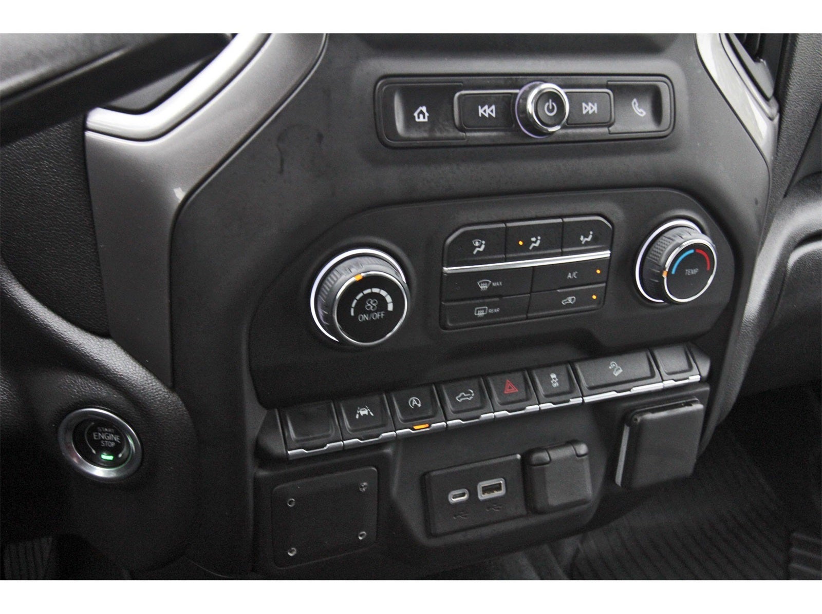 2023 Chevrolet Silverado 1500 Custom Trail Boss