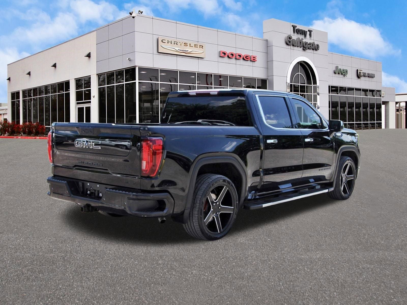 2022 GMC Sierra 1500 SLT