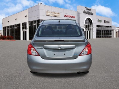 2014 Nissan Versa 1.6 S Plus