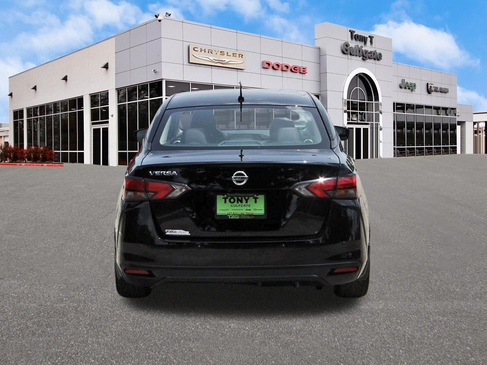 2021 Nissan Versa 1.6 S