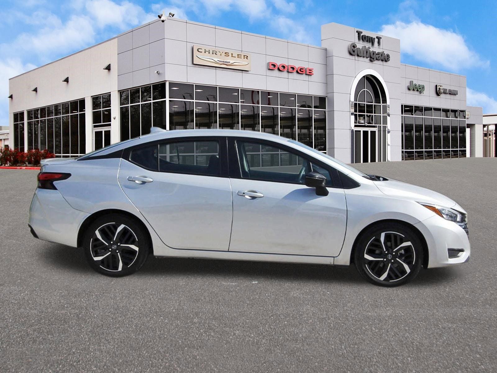 2024 Nissan Versa 1.6 SR