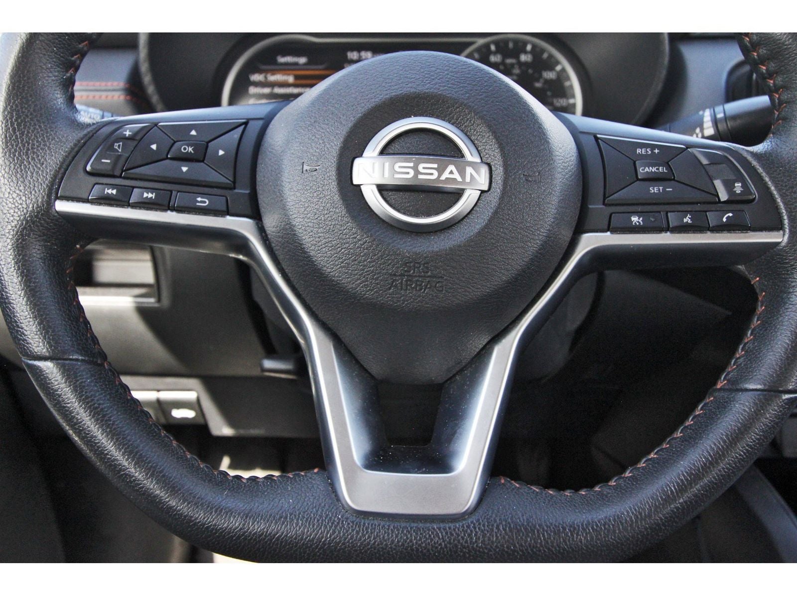 2024 Nissan Versa 1.6 SR