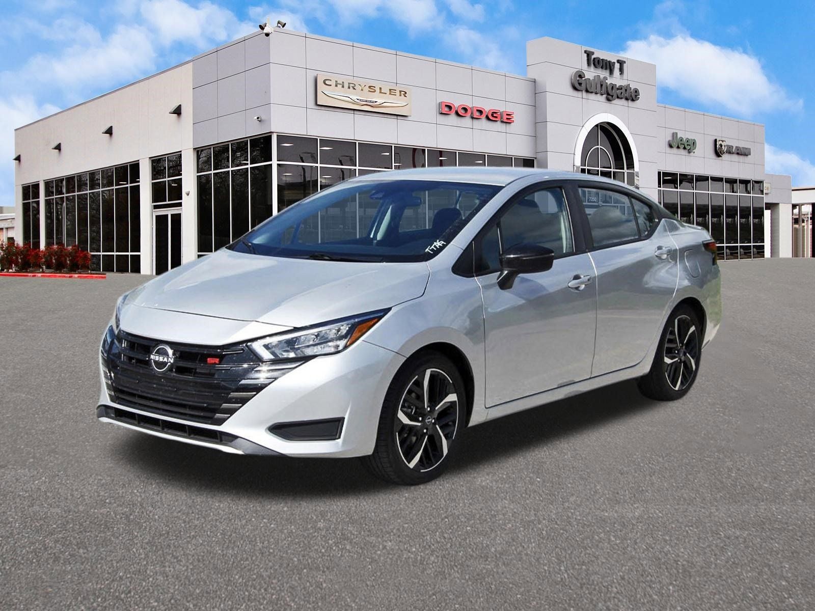 2024 Nissan Versa 1.6 SR