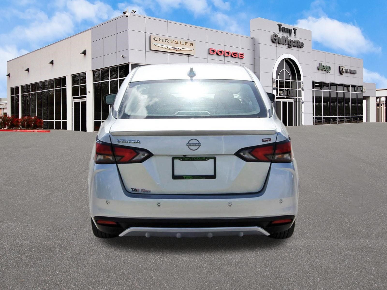 2024 Nissan Versa 1.6 SR