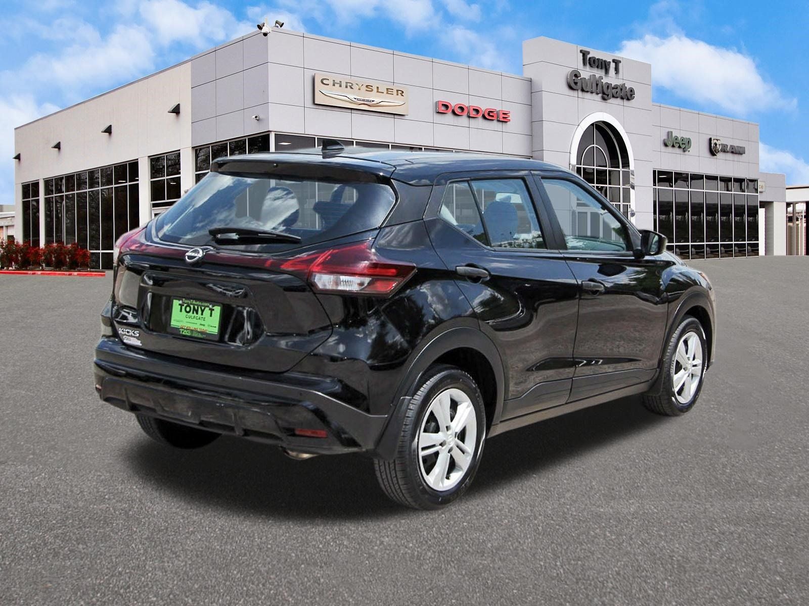 2024 Nissan Kicks S