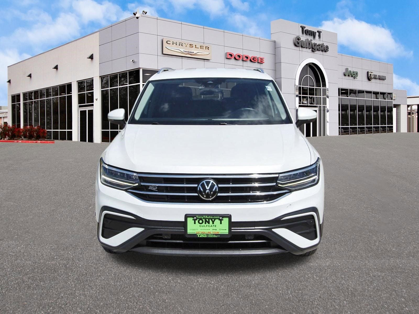 2023 Volkswagen Tiguan 2.0T SE