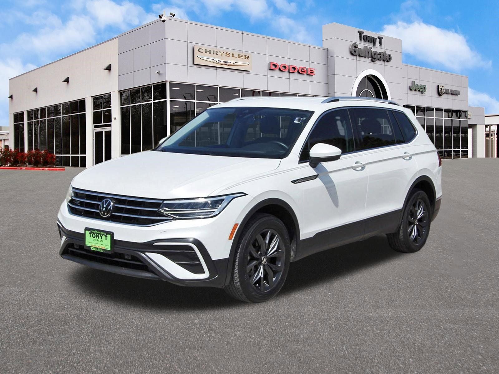 2023 Volkswagen Tiguan 2.0T SE