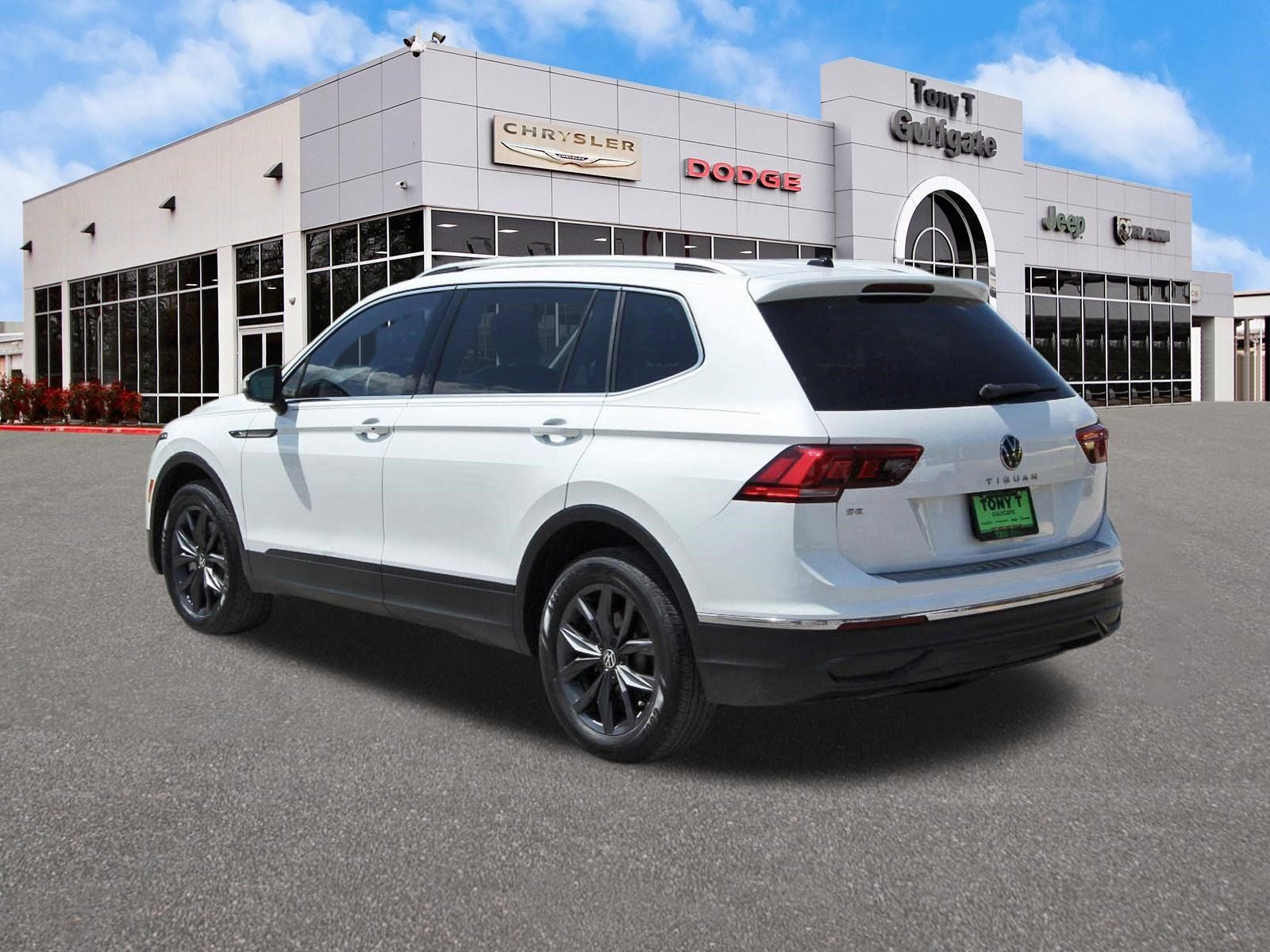 2023 Volkswagen Tiguan 2.0T SE