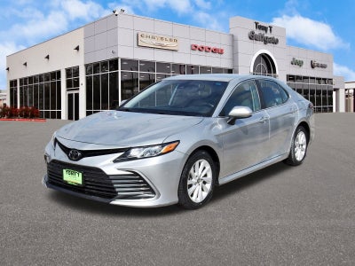 2022 Toyota Camry LE