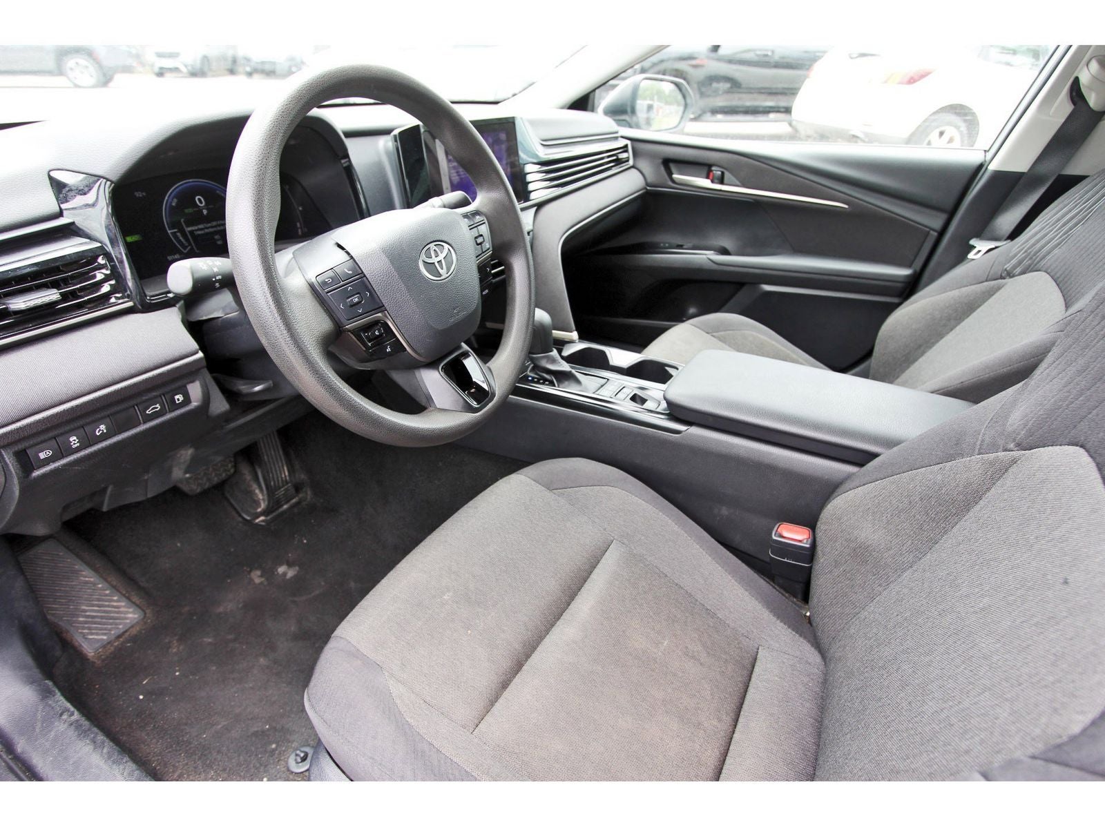 2025 Toyota Camry 16