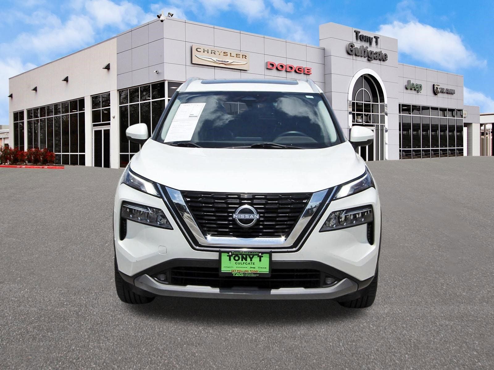 2022 Nissan Rogue SV