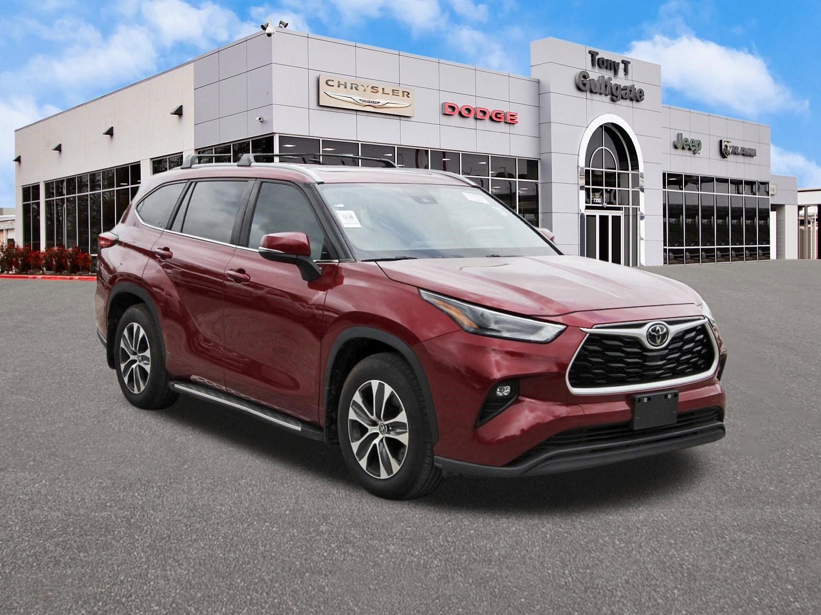 2023 Toyota Highlander XLE