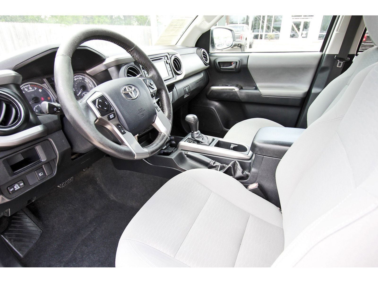 2019 Toyota Tacoma SR5 V6