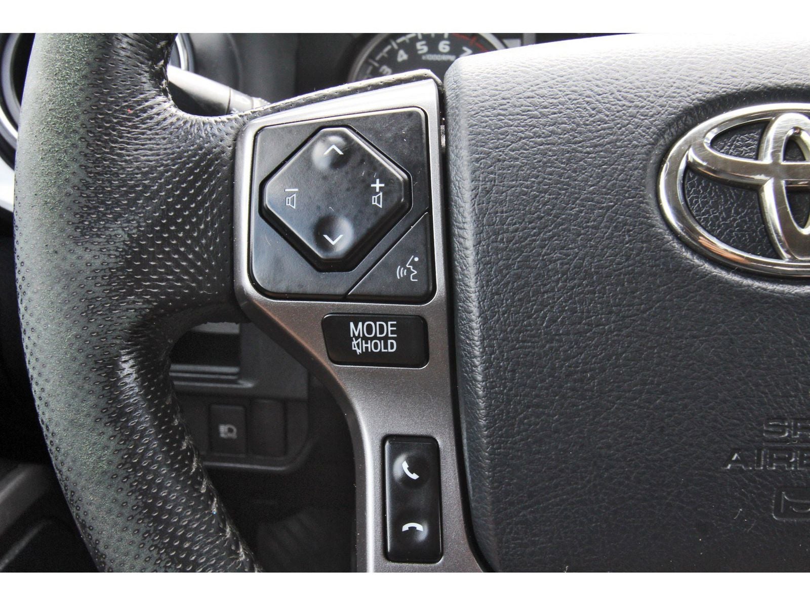 2019 Toyota Tacoma SR5 V6