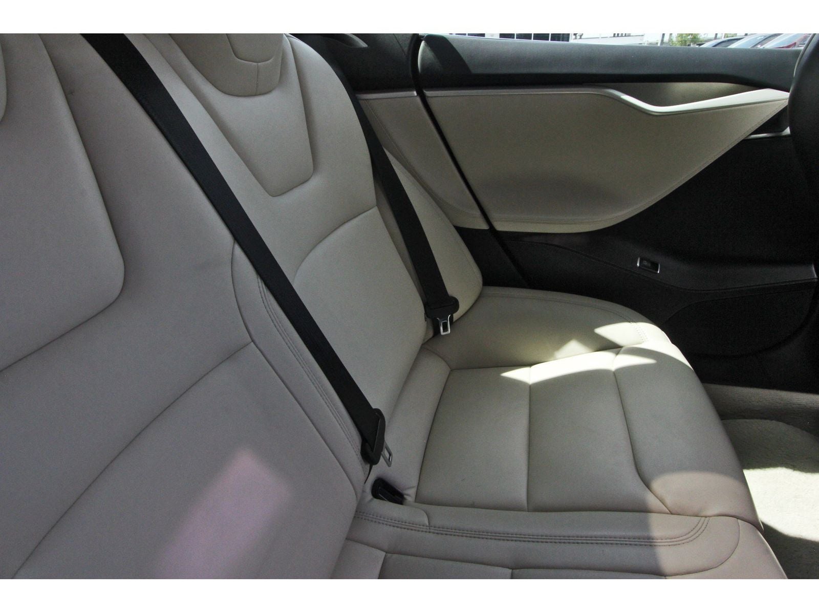 2018 Tesla Model S 75D