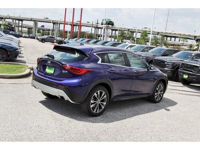 2018 INFINITI QX30 Premium