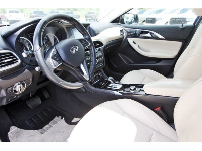 2018 INFINITI QX30 Premium