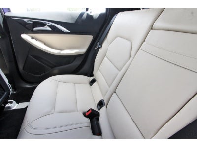 2018 INFINITI QX30 Premium