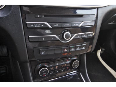 2018 INFINITI QX30 Premium