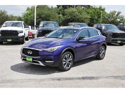 2018 INFINITI QX30 Premium