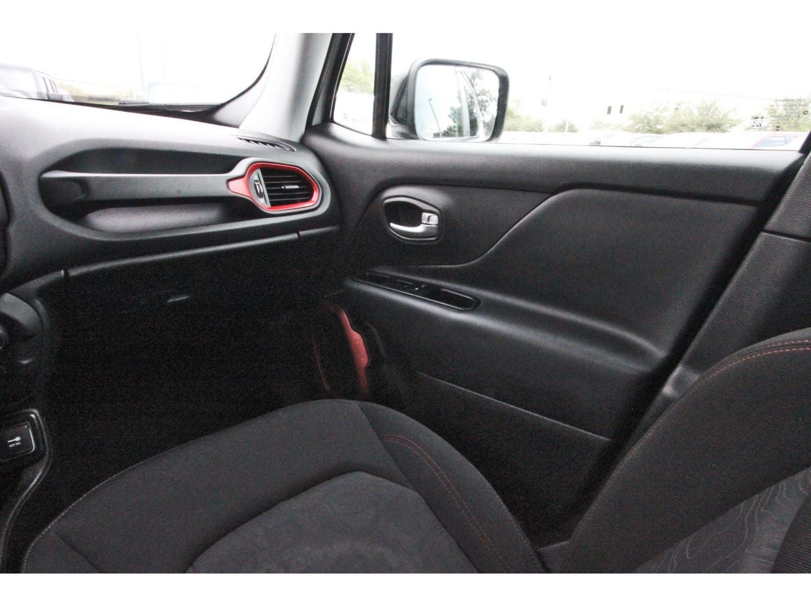 2023 Jeep Renegade Trailhawk