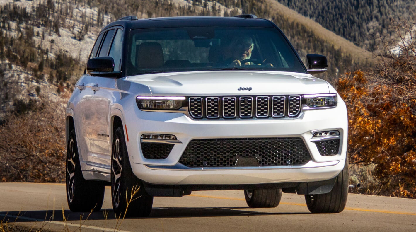 Tour the Jeep Grand Cherokee vs. Ford Explorer Winner at Tony T CDJR of
Gulfgate
