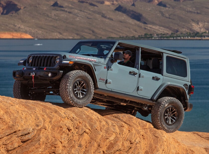 Jeep Wrangler Vs. Ford Bronco | Vehicle Comparison